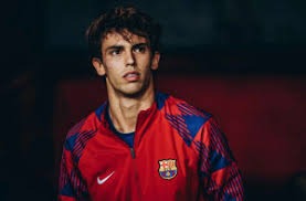 【视频】打完羽毛球后，男子坐着休息心脏骤停