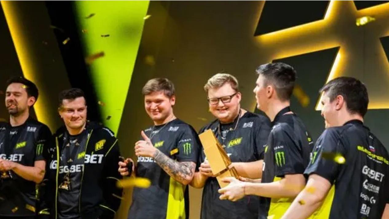 式表达了他 式表达了他